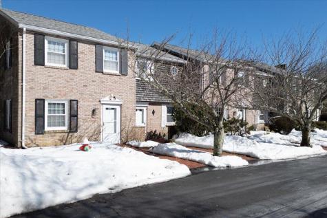 8 Captain Cook Lane Barnstable MA 02632