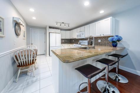 2 Mainsail Circle Mashpee MA 02649