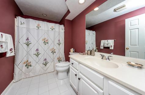2 Mainsail Circle Mashpee MA 02649