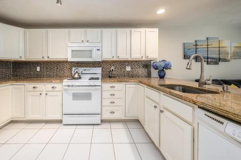 2 Mainsail Circle Mashpee MA 02649