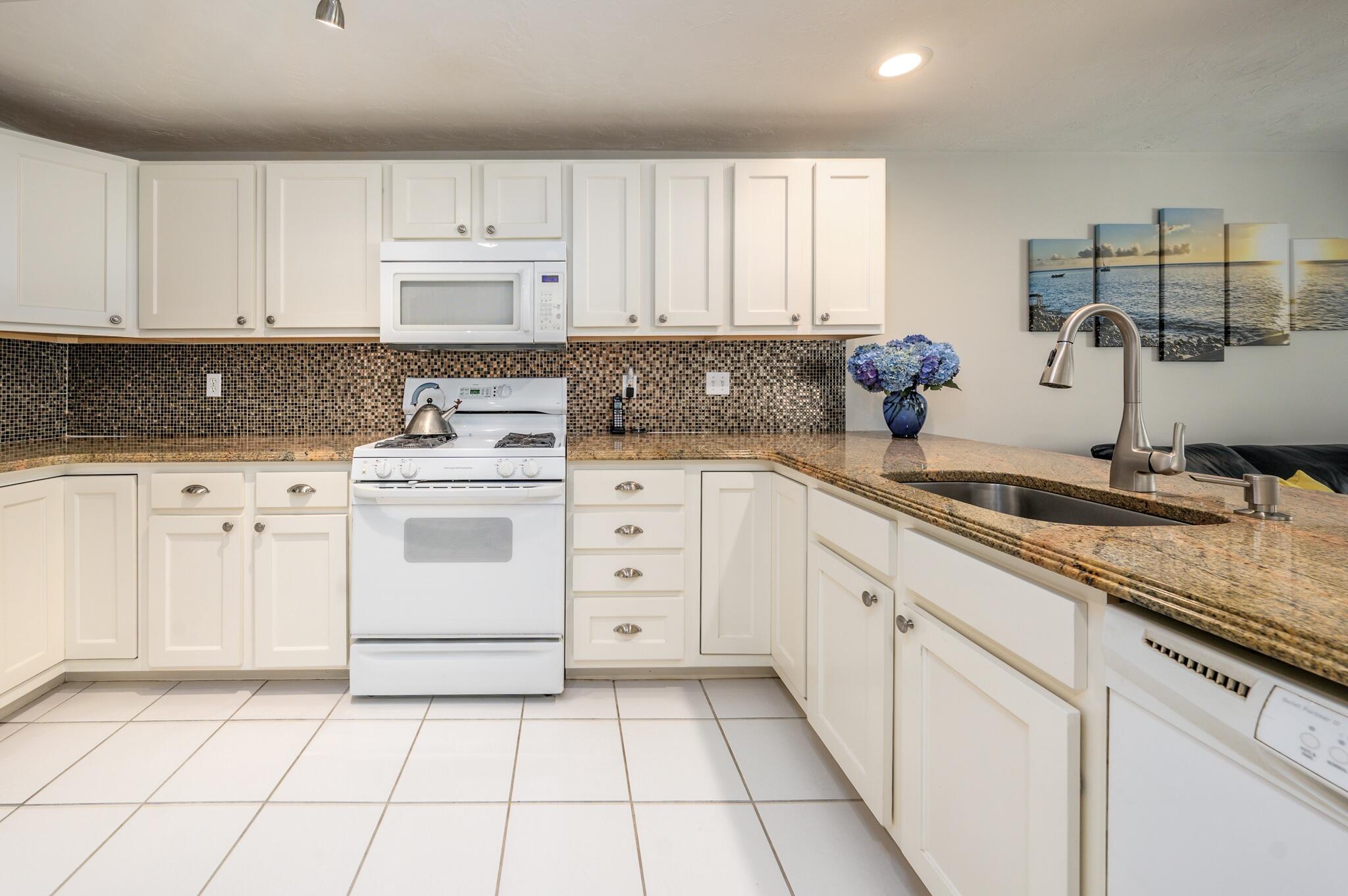 2 Mainsail Circle Mashpee MA 02649