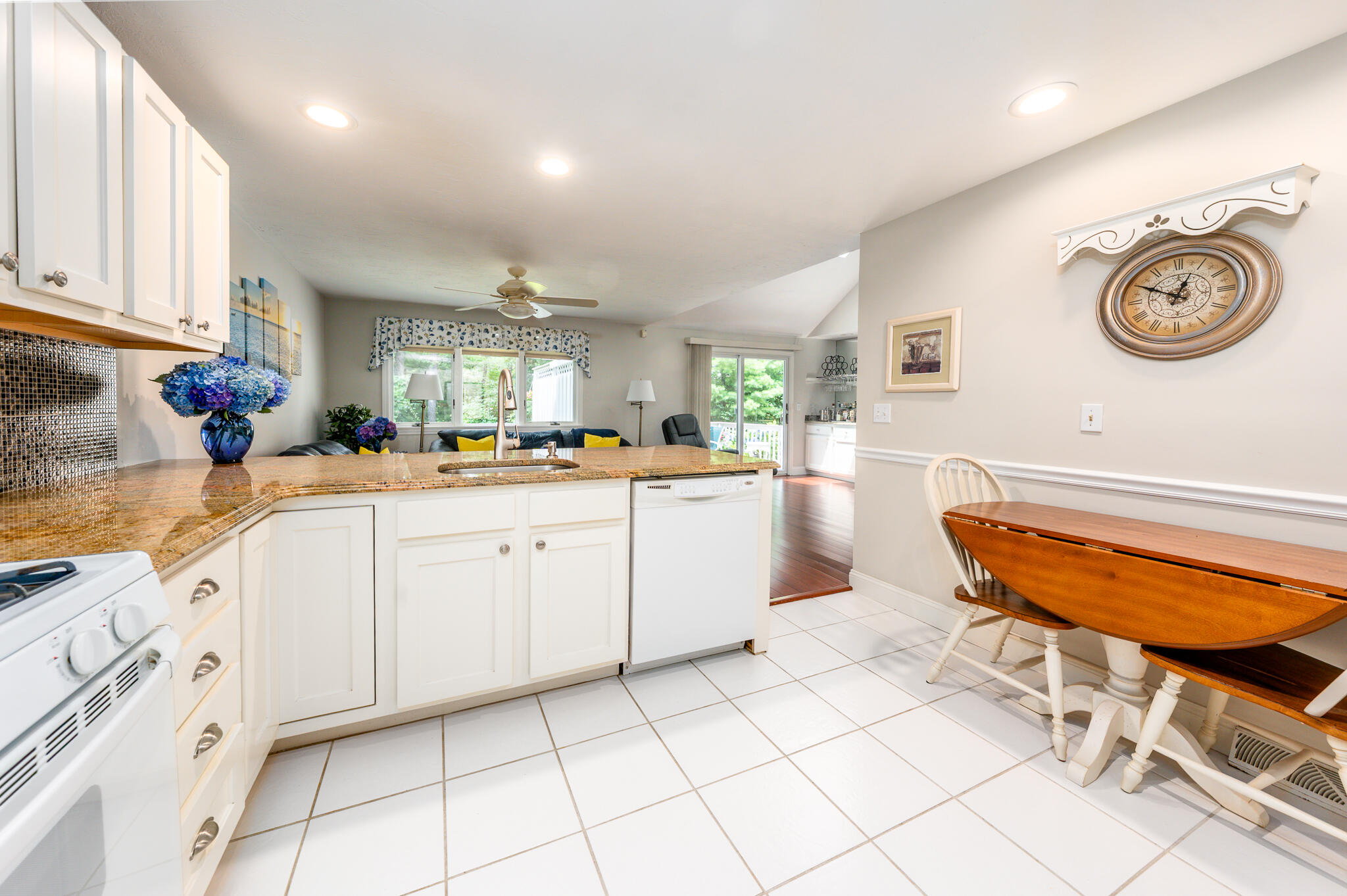 2 Mainsail Circle Mashpee MA 02649