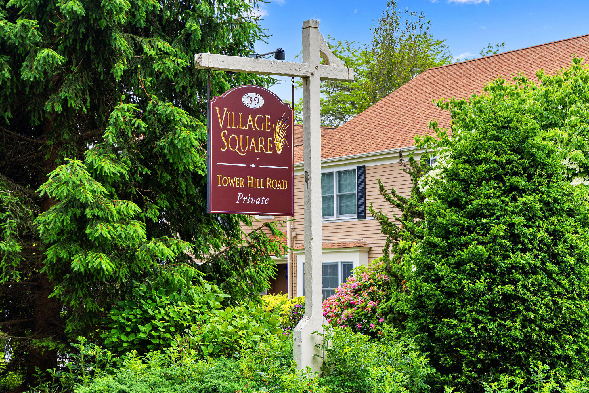 Barnstable MA, 39 Tower Hill Road, Unit 1C