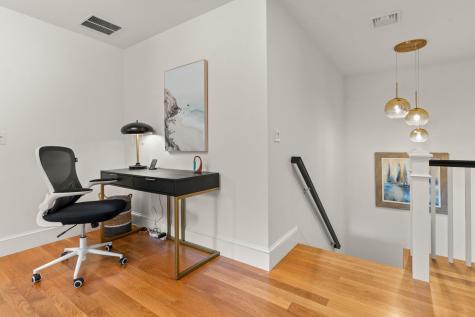 4 Old Dock Road Falmouth MA 02540