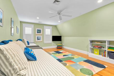 4 Old Dock Road Falmouth MA 02540