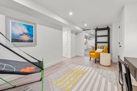 4 Old Dock Road Falmouth MA 02540