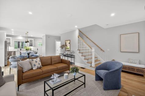 255 Old Main Road Falmouth MA 02556