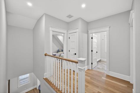 255 Old Main Road Falmouth MA 02556