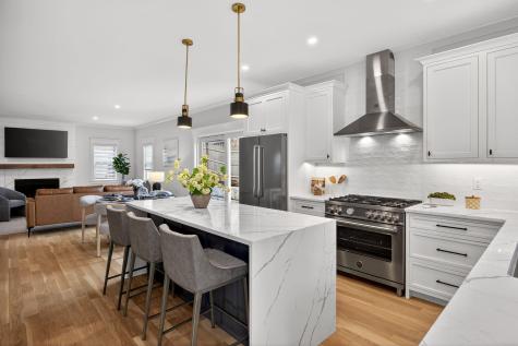 255 Old Main Road Falmouth MA 02556