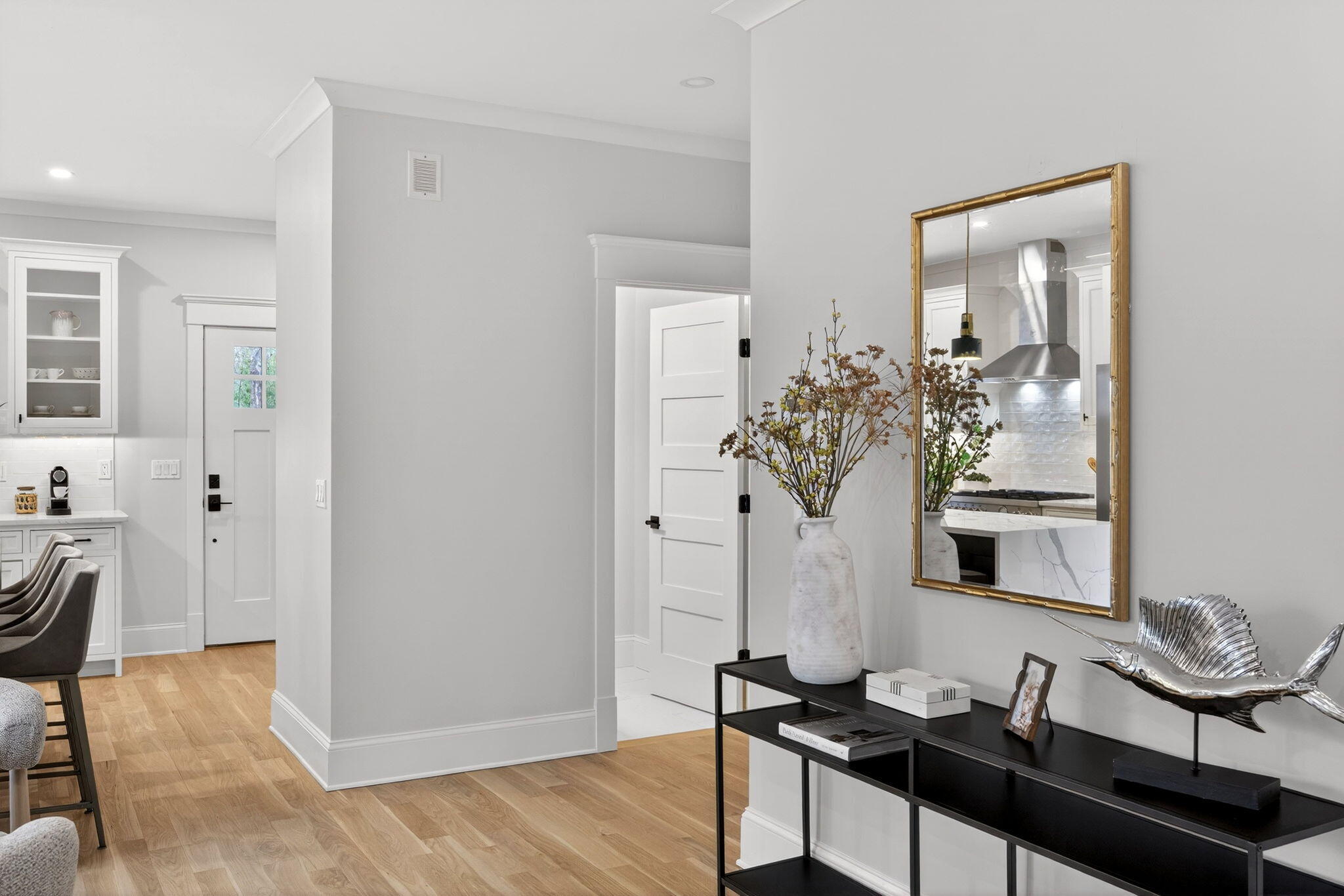 255 Old Main Road Falmouth MA 02556