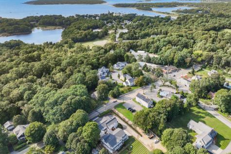 255 Old Main Road Falmouth MA 02556