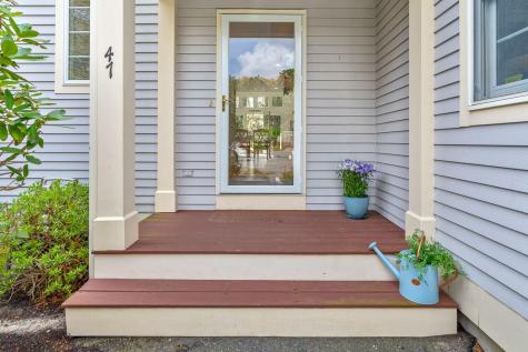 47 Blue Spruce Way Mashpee MA 02649