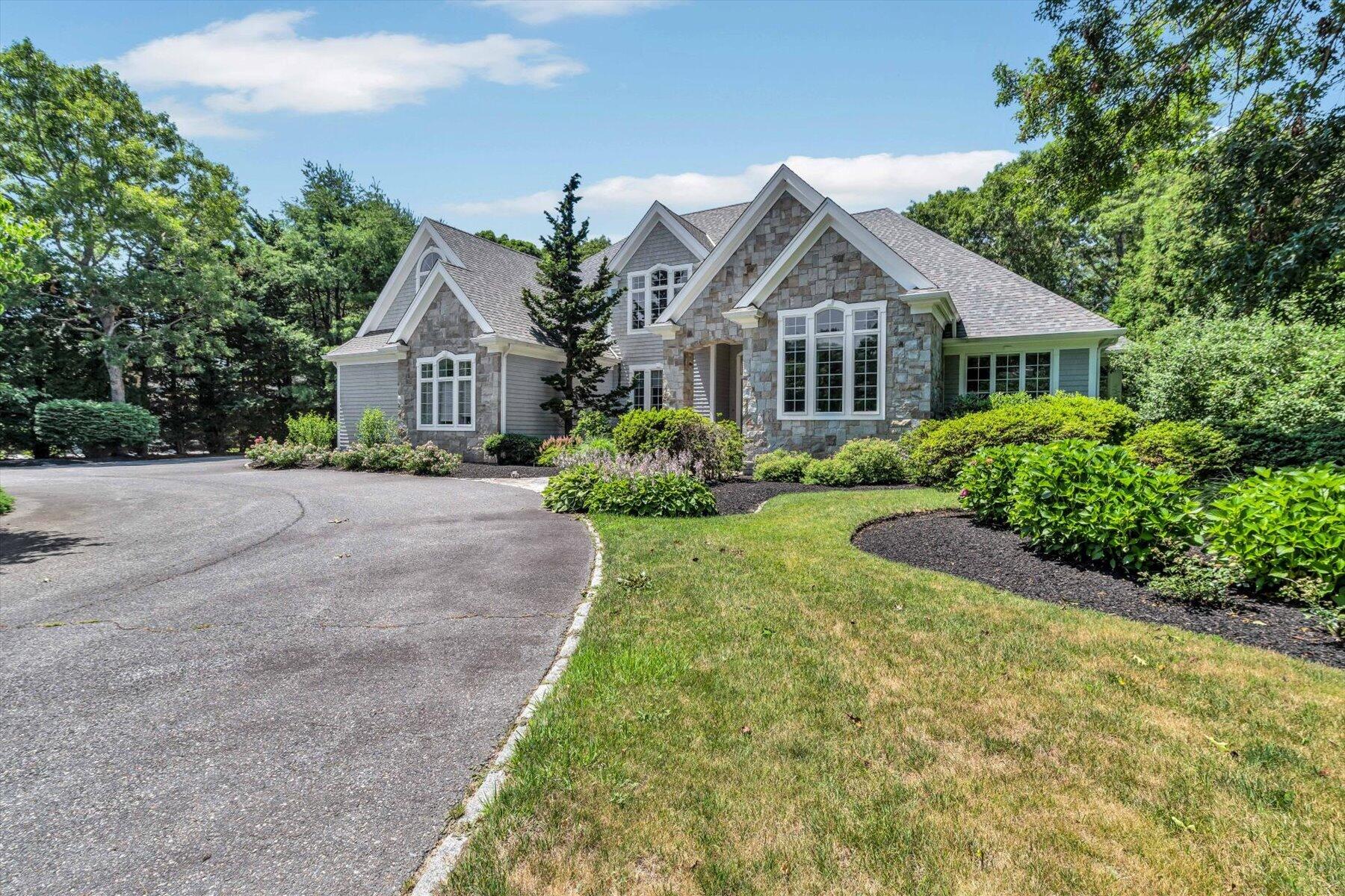 20 Eagle Drive Mashpee MA 02649