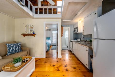 110 Glendon Road Dennis MA 02638