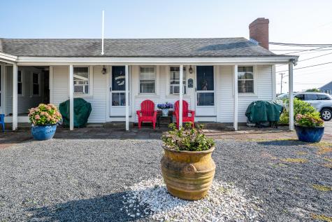 110 Glendon Road Dennis MA 02638