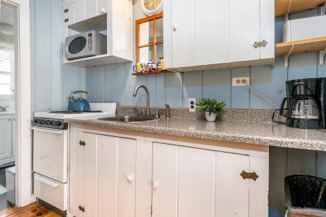 110 Glendon Road Dennis MA 02638