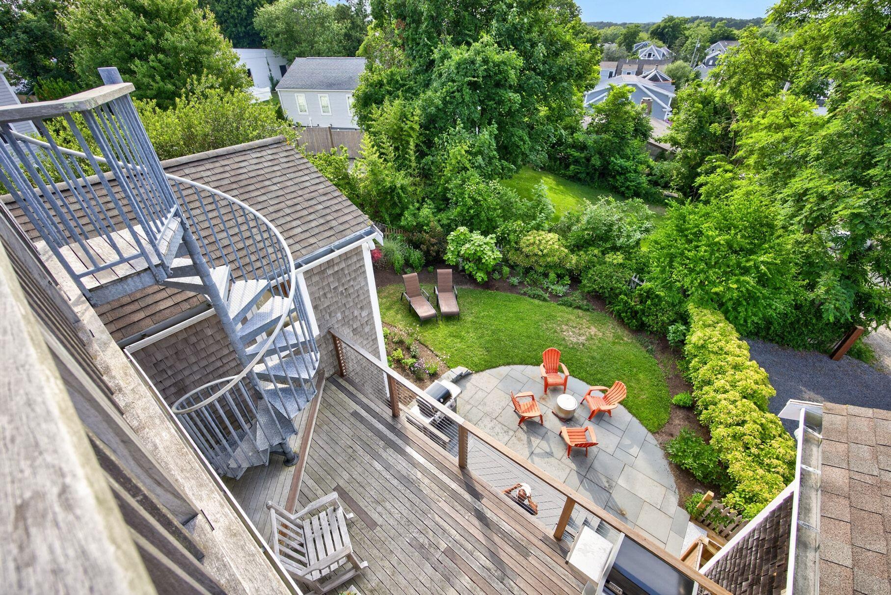 17 Carnes Lane Provincetown MA 02657