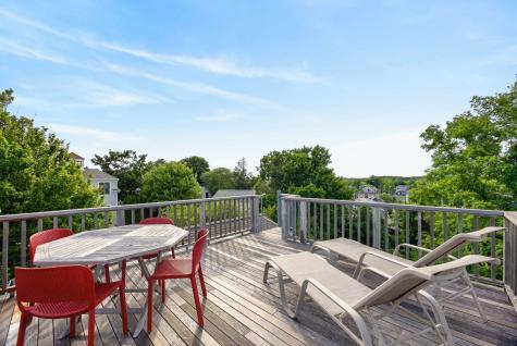 17 Carnes Lane Provincetown MA 02657