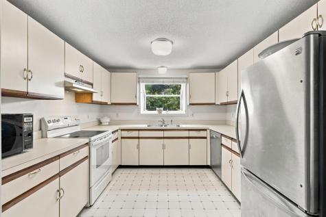 53 Southpoint Drive Sandwich MA 02563