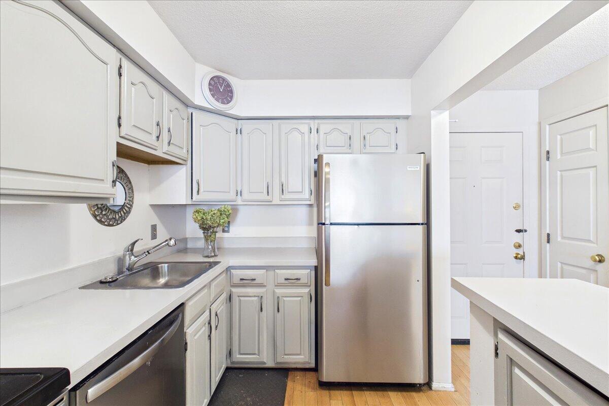4975 Washington Street West Roxbury MA 02132