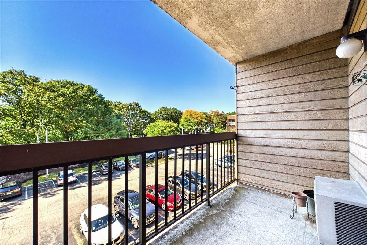 4975 Washington Street West Roxbury MA 02132