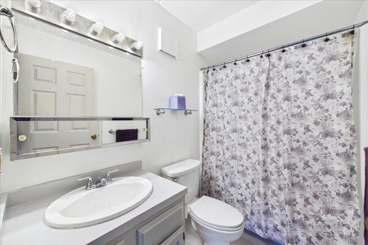 4975 Washington Street West Roxbury MA 02132