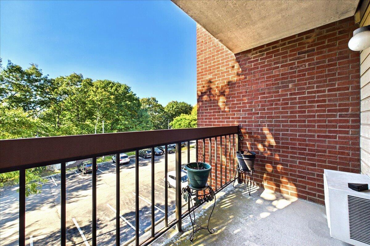 4975 Washington Street West Roxbury MA 02132