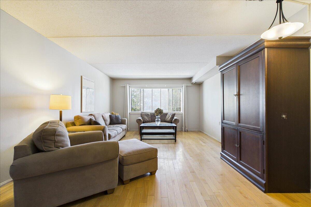 4975 Washington Street West Roxbury MA 02132
