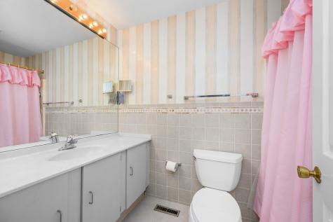 66 Woodland Road Teaticket MA 02536