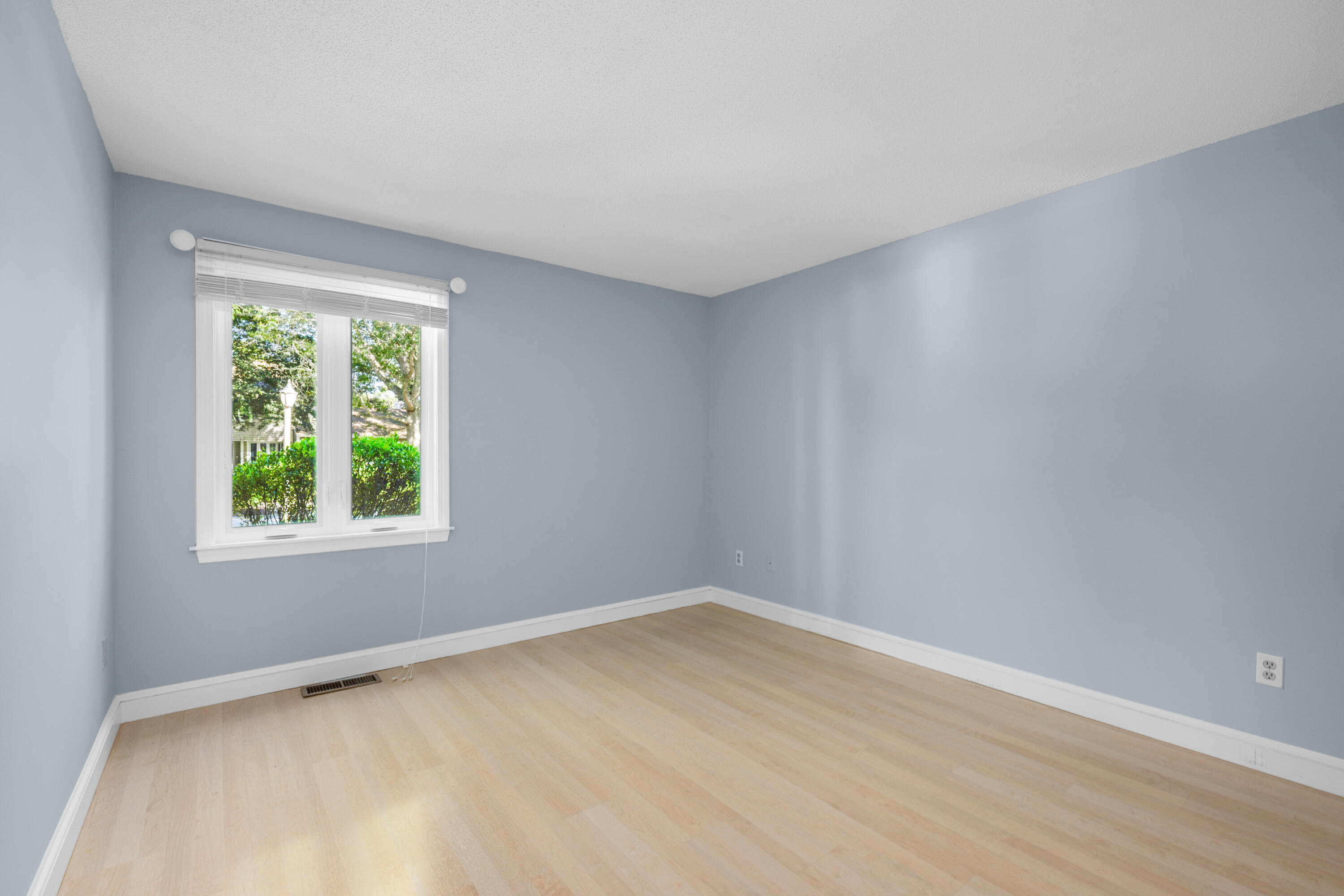 66 Woodland Trail Teaticket MA 02536