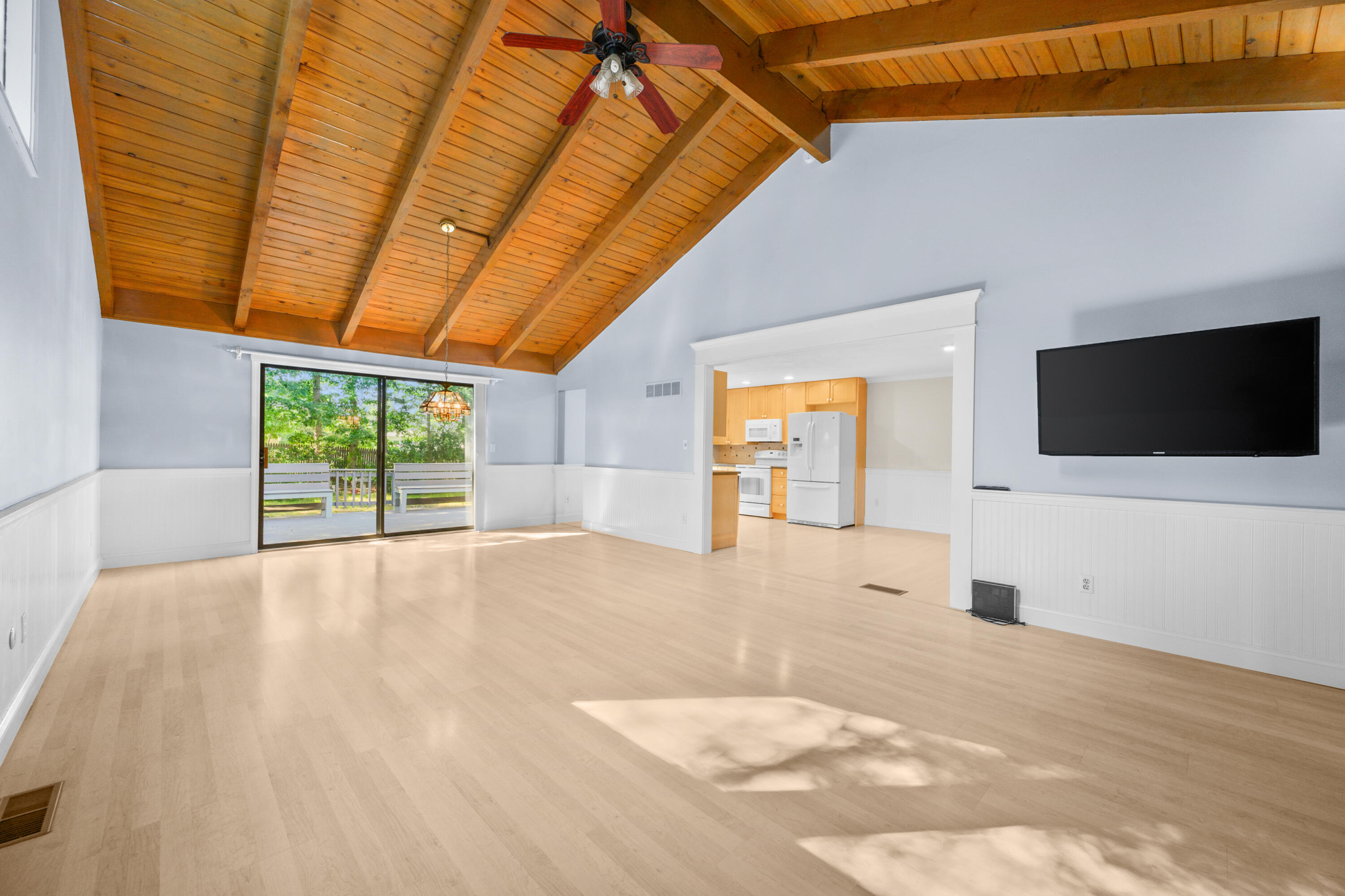 66 Woodland Trail Teaticket MA 02536