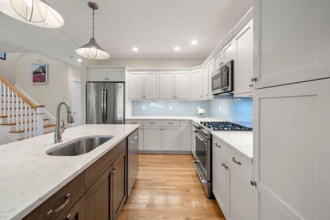 40 Danforth Lane Plymouth MA 02360