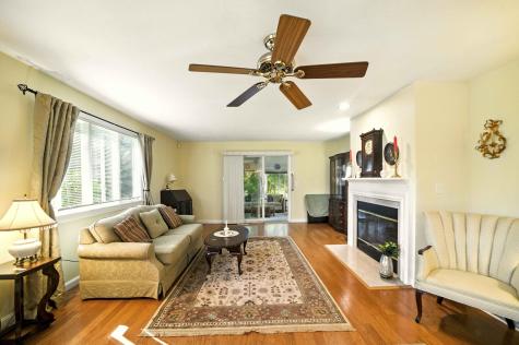 14 Sandview Terrace Mashpee MA 02649