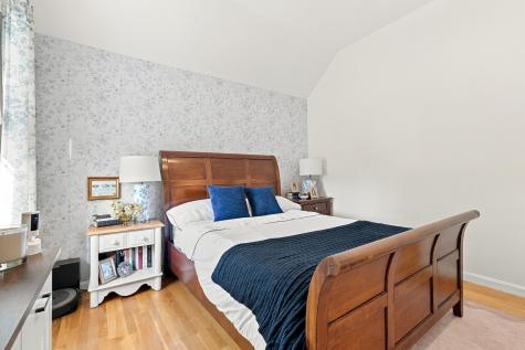 393 N Falmouth Highway North Falmouth MA 02556