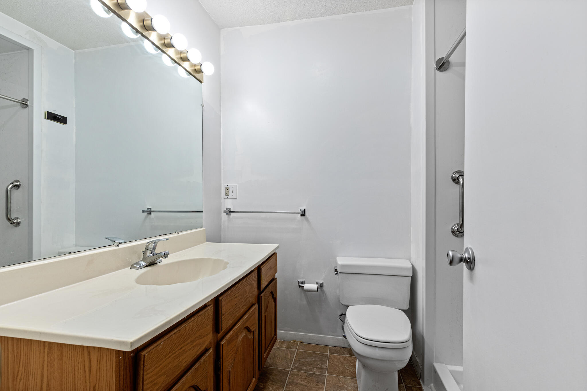 65 Roundhouse Road Buzzards Bay MA 02532