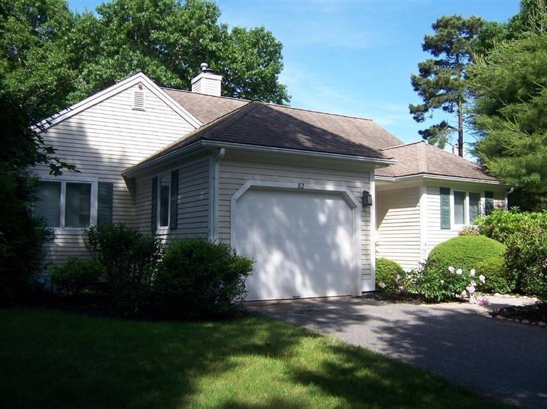 82 Pine Hill Mashpee MA 02649