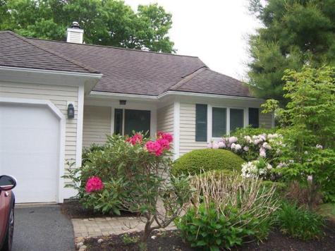 82 Pine Hill Mashpee MA 02649