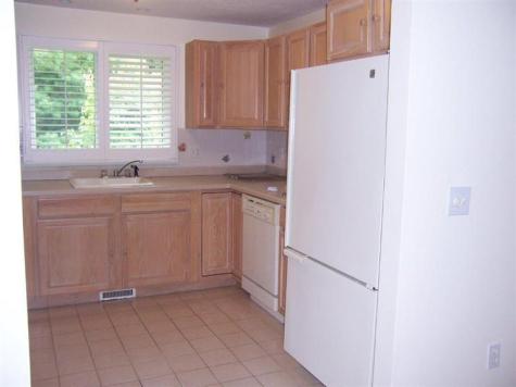 82 Pine Hill Mashpee MA 02649
