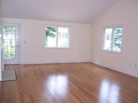 82 Pine Hill Mashpee MA 02649