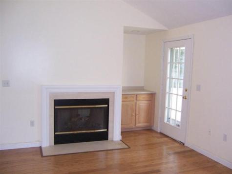 82 Pine Hill Mashpee MA 02649