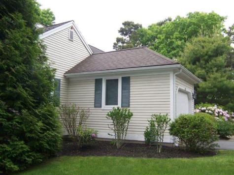 82 Pine Hill Mashpee MA 02649