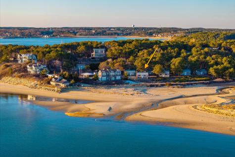 100 Hiawatha Road Wellfleet MA 02667