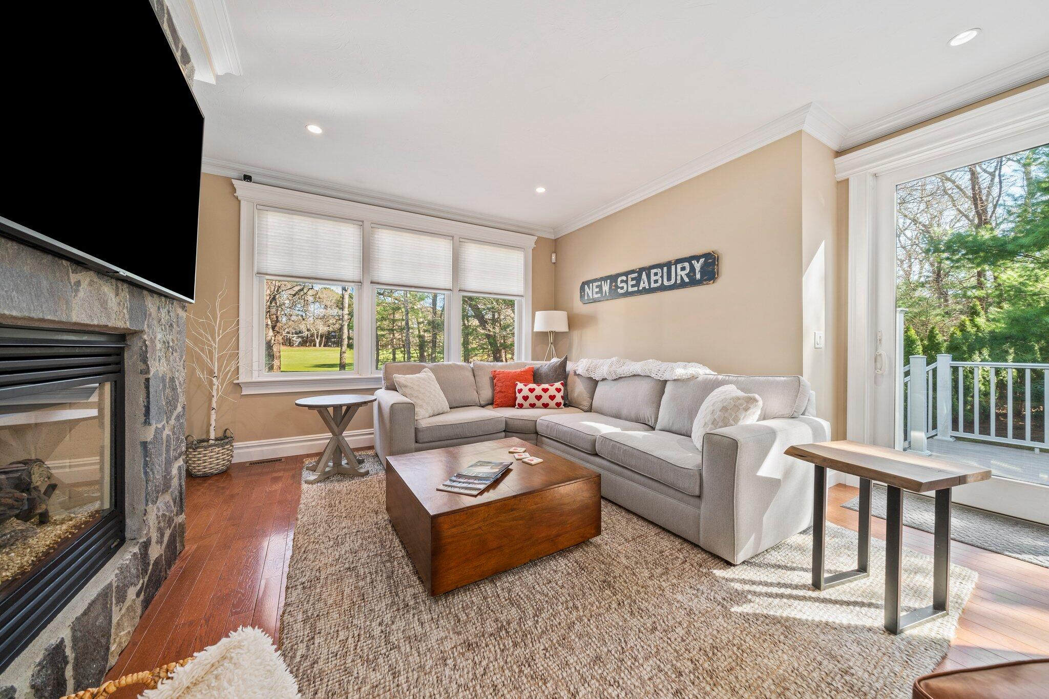 28 Quinns Way Mashpee MA 02649