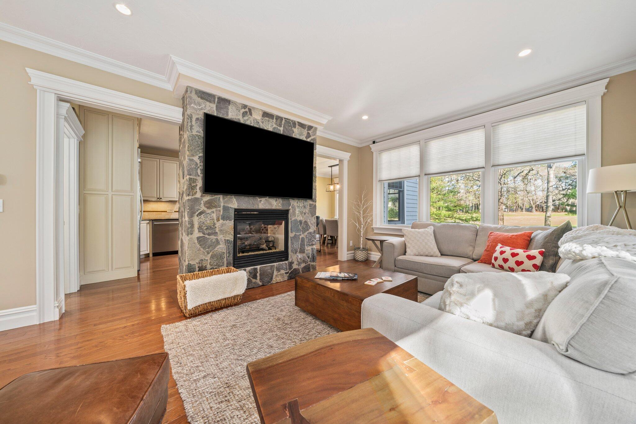 28 Quinns Way Mashpee MA 02649