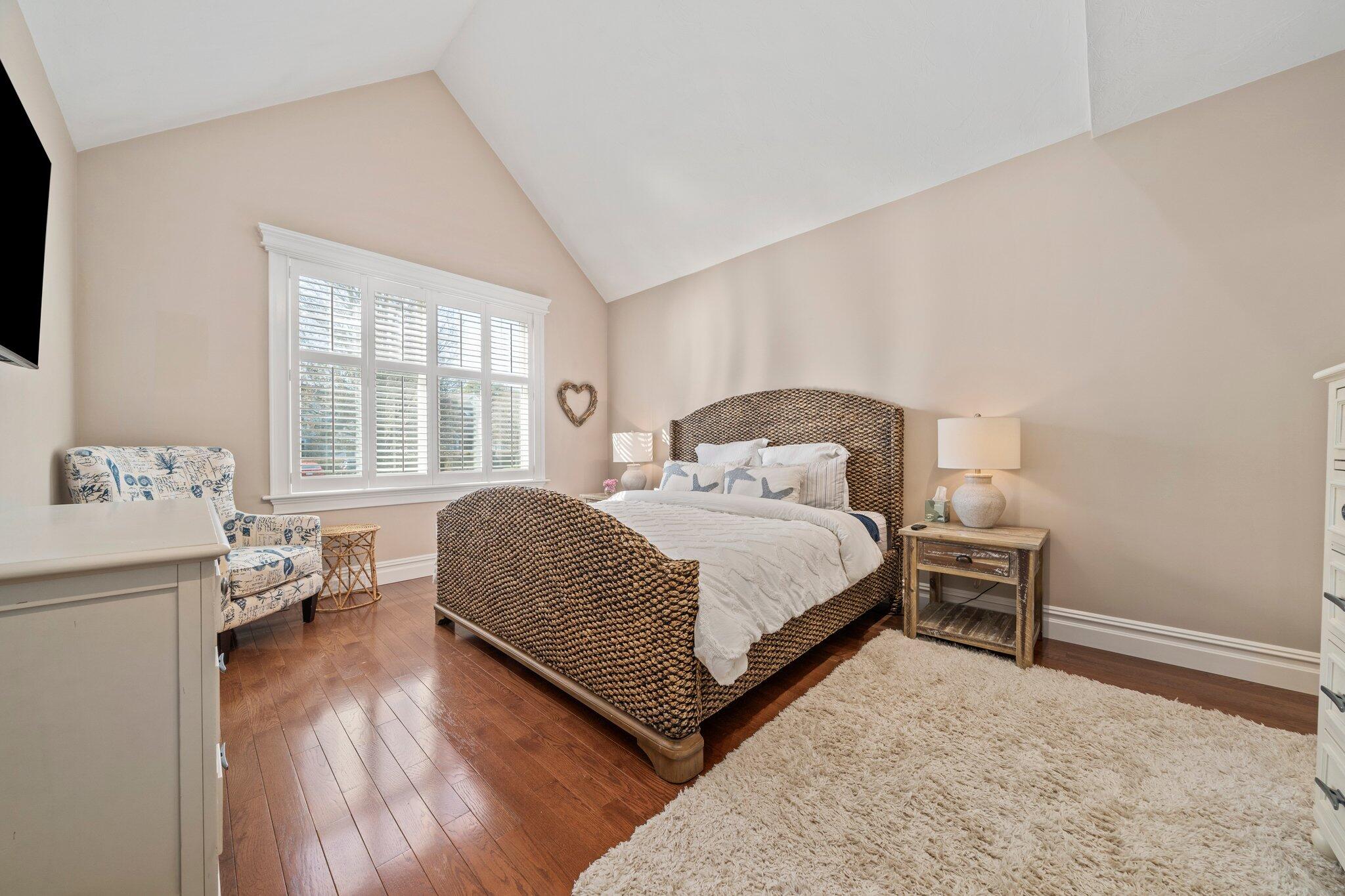 28 Quinns Way Mashpee MA 02649