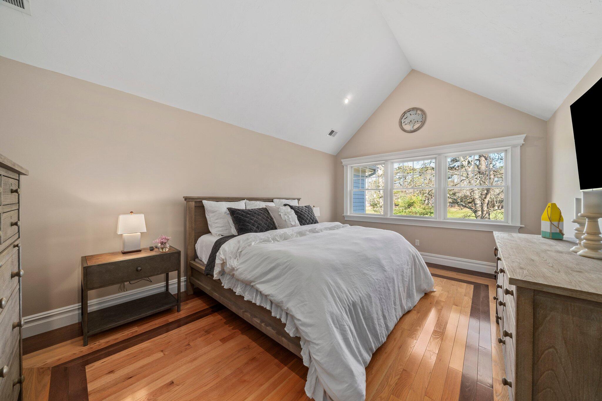28 Quinns Way Mashpee MA 02649