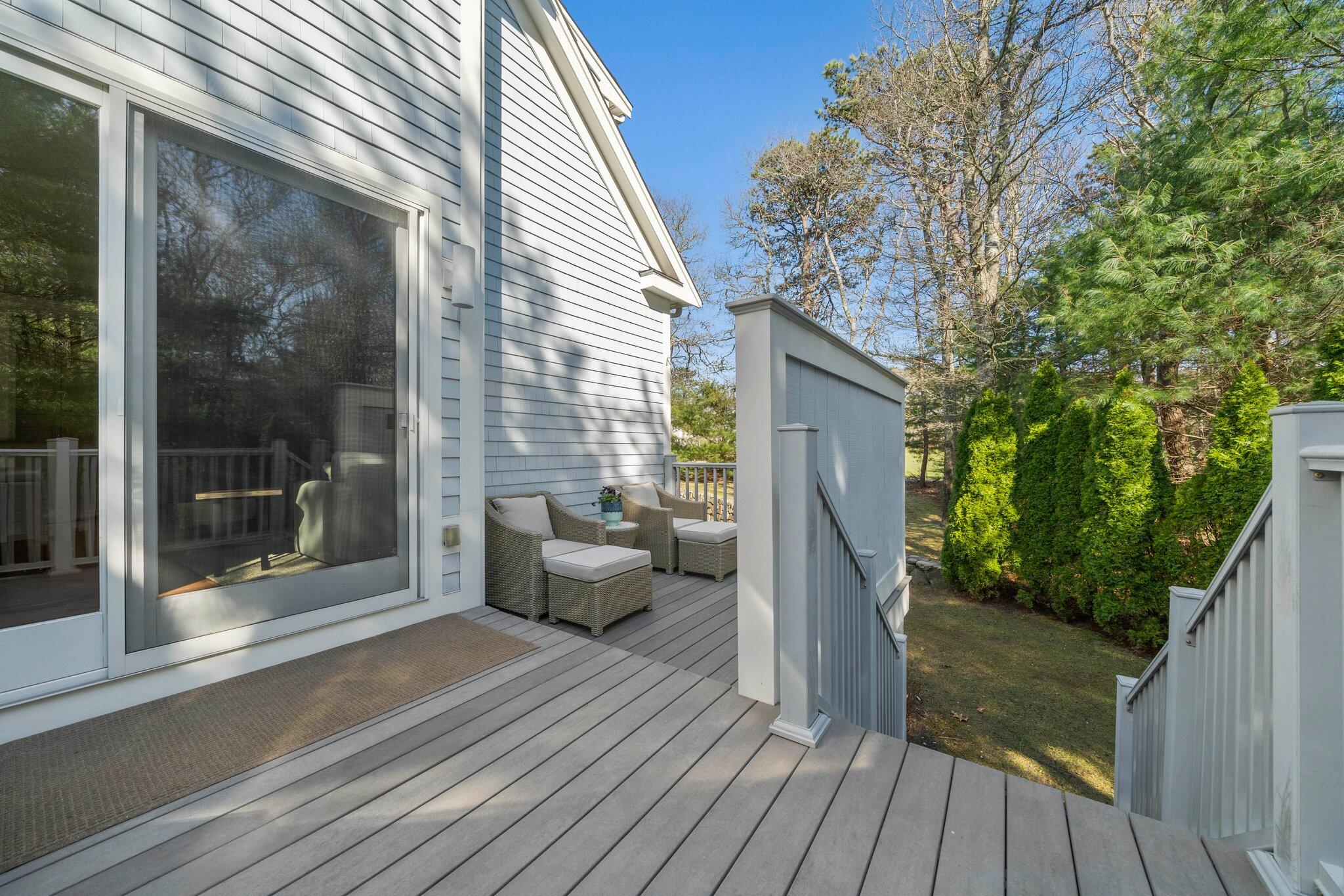 28 Quinns Way Mashpee MA 02649