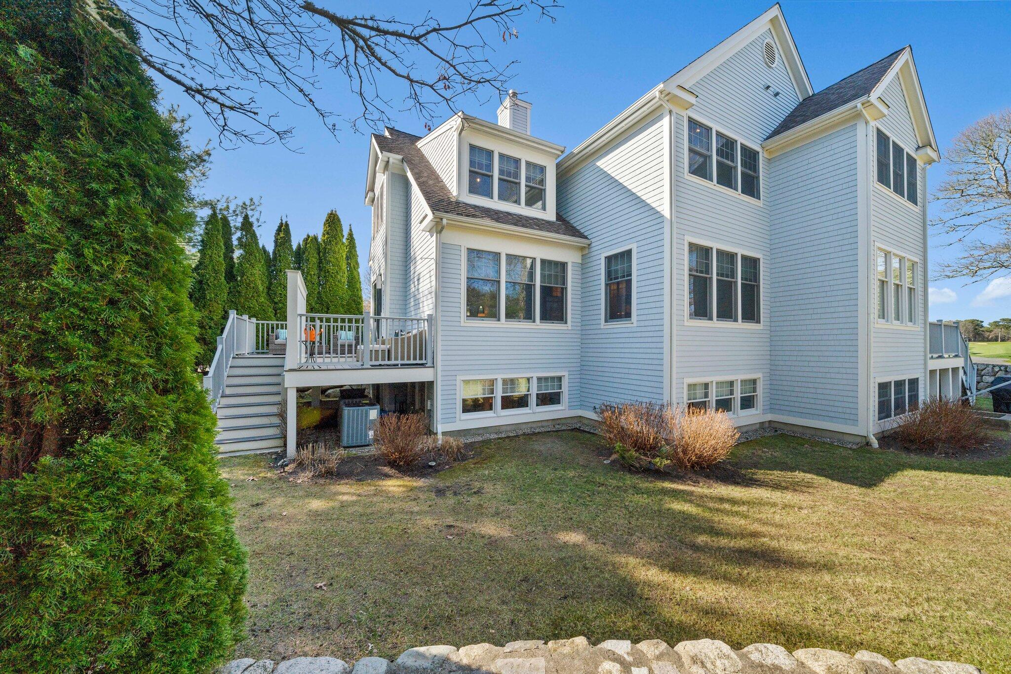 28 Quinns Way Mashpee MA 02649