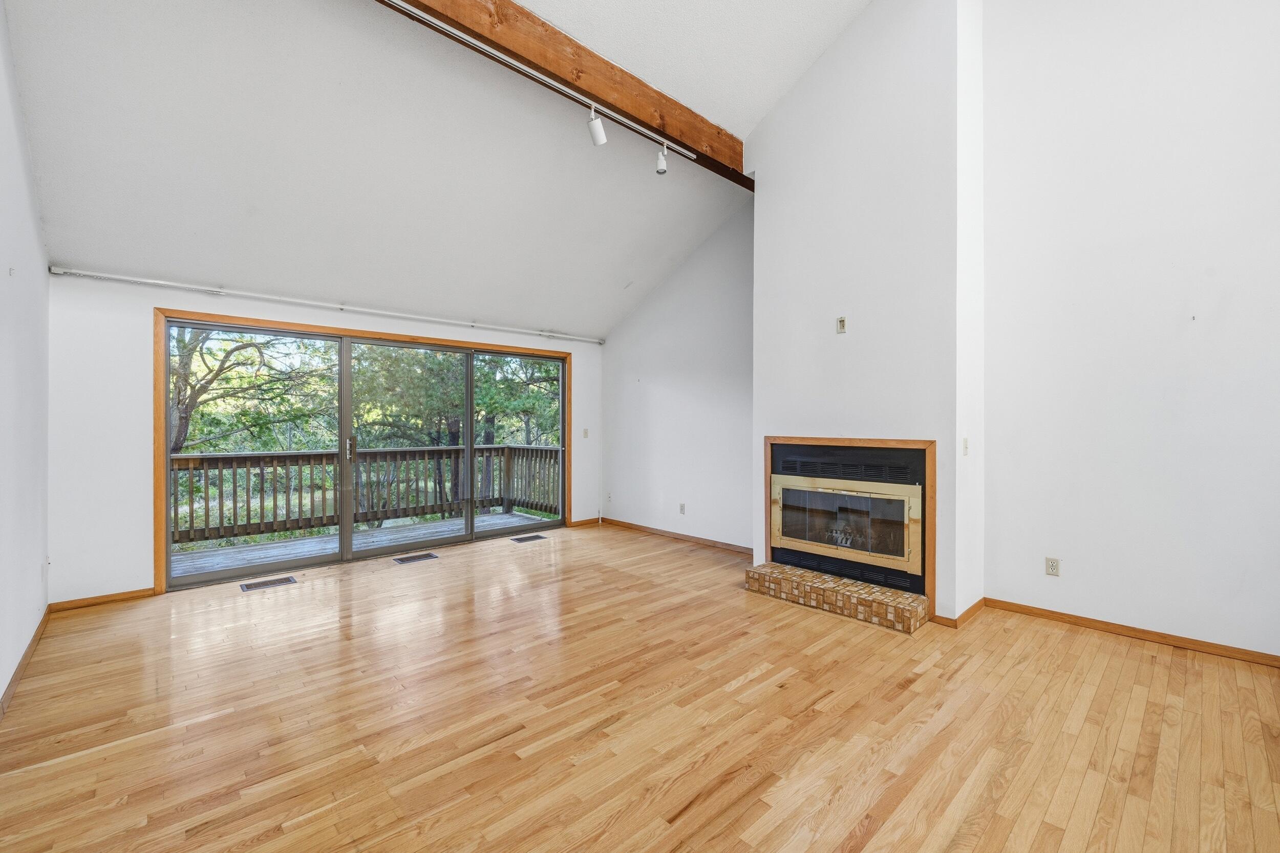 5 Riverview Avenue Mashpee MA 02649