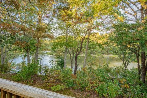 5 Riverview Avenue Mashpee MA 02649